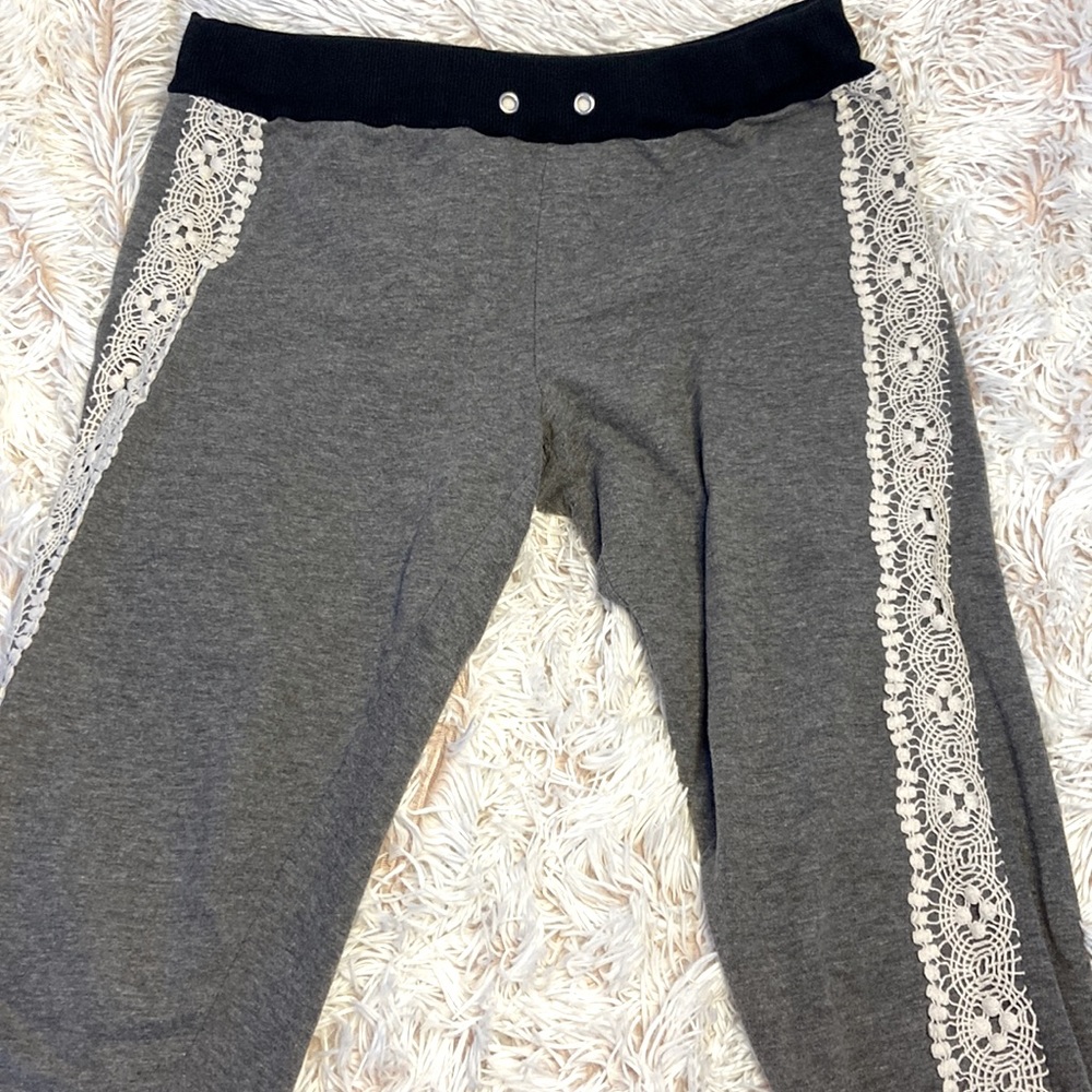 Grey,laced sweatpants, capris